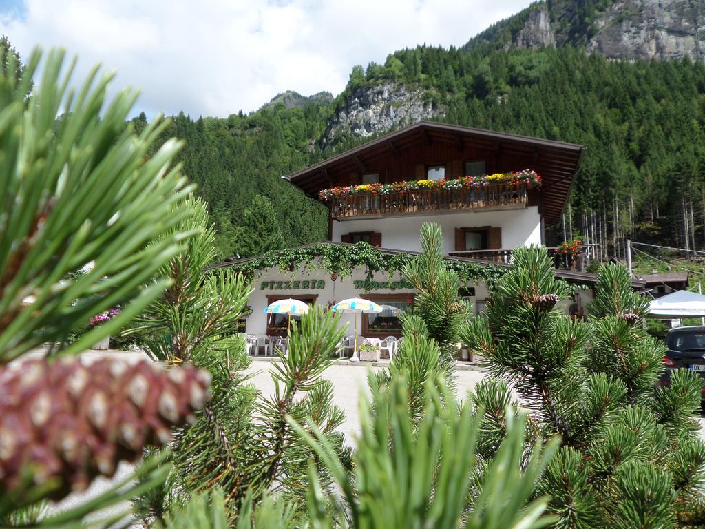 Affittacamere Pizzeria Marmolada Рокка-П'єторе Екстер'єр фото