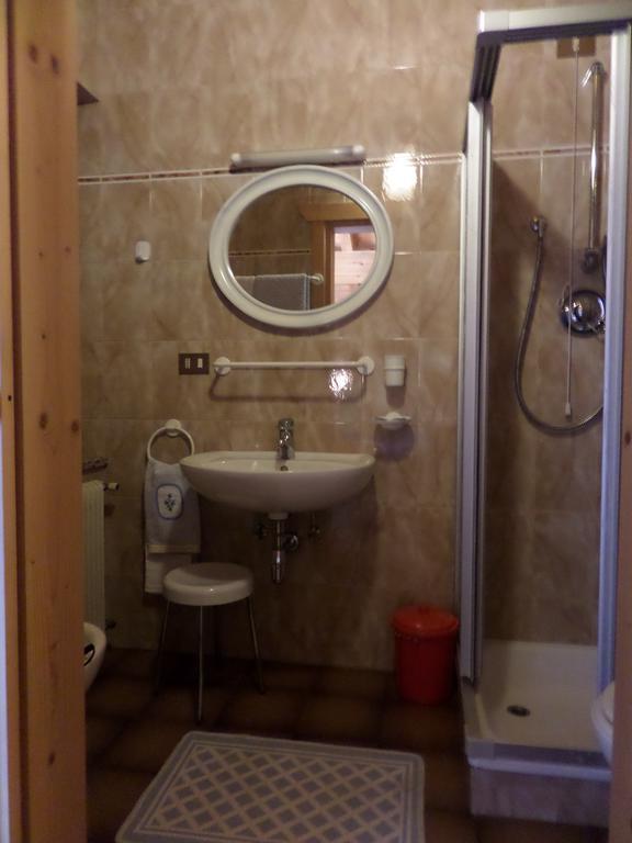 Affittacamere Pizzeria Marmolada Рокка-П'єторе Екстер'єр фото